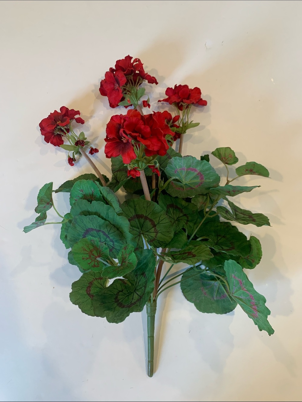 Red Geranium Artificial Flowers On Bendable Wire Floral Stem